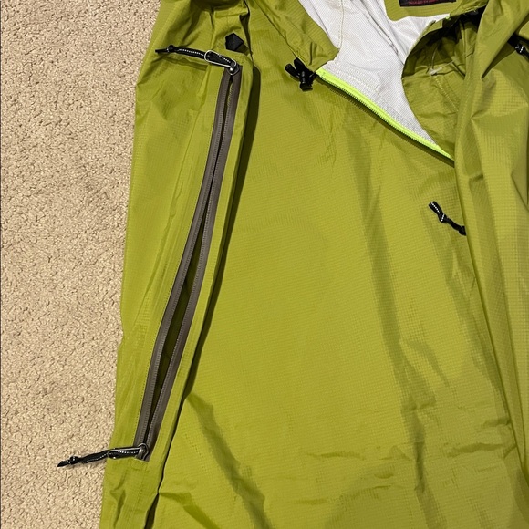 OR Outdoor Research Wilderness Cover Bivy, poncho, tarp, bivouac - discontinued - Picture 7 of 16